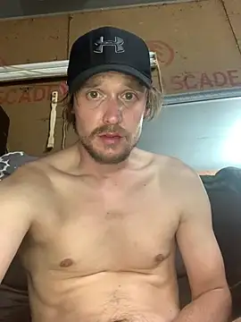 Snapshot of Midwestalpha chatting on 03-20-26, 06:02 Midwestalpha online show from 03-20-26, 06:02