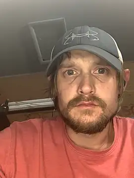 Snapshot of Midwestalpha chatting on 03-30-26, 05:08 Midwestalpha online show from 03-30-26, 05:08