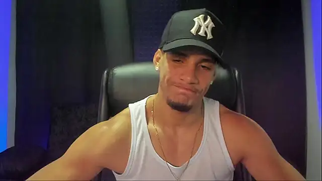 jhonnysnow17 online show from 10-04-25, 10:41