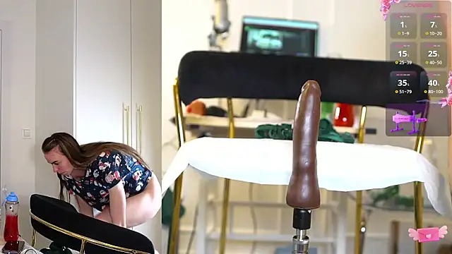 Snapshot of Miss69Ri99 chatting on 03-22-25, 05:41 Miss69Ri99 online show from 03-22-25, 05:41