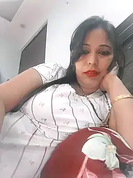 Poojabhabi101 online show from 02-04-25, 05:42