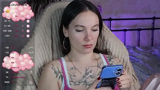 lil luna x online show from 04-16-26, 09:39