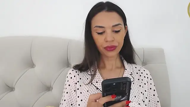 Mika Gold online show from 09-16-25, 10:27