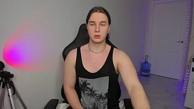 Vincent Strong online show from 01-25-25, 02:03