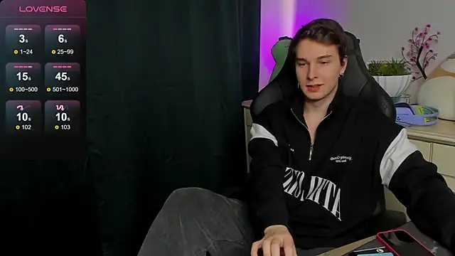 Vincent Strong online show from 09-29-25, 12:54