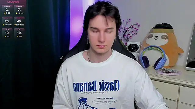 Vincent Strong online show from 03-20-26, 01:27