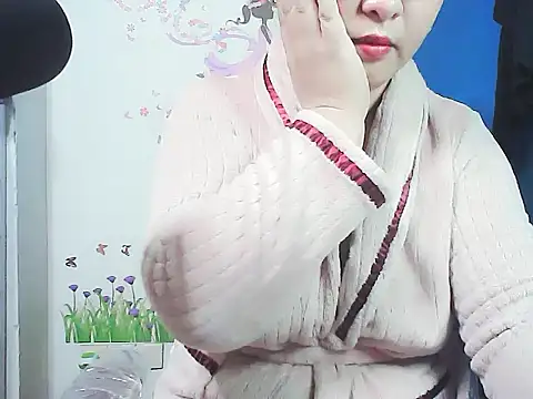 Snapshot of xiaorou-z chatting on 01-08-26, 04:20 xiaorou-z online show from 01-08-26, 04:20