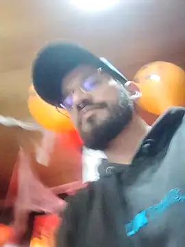 Andres ramsey online show from 10-28-25, 01:09