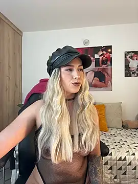 zafiro mo0n online show from 02-10-25, 09:47