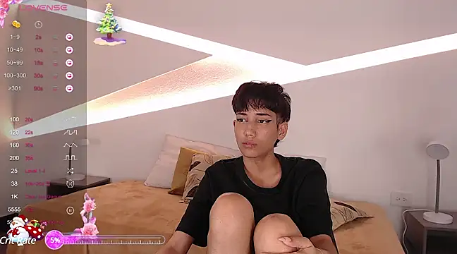 hot little bunny online show from 01-22-25, 11:32