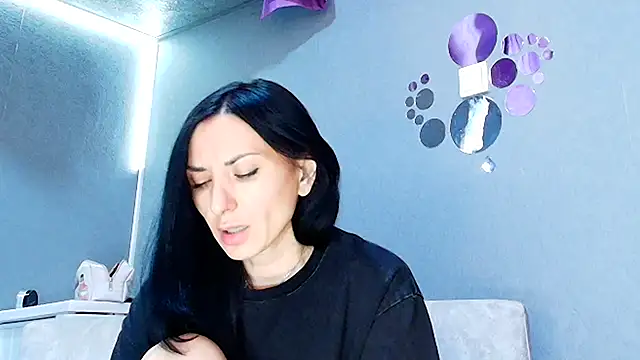 Snapshot of Siaconna chatting on 06-11-26, 09:51 Siaconna online show from 06-11-26, 09:51