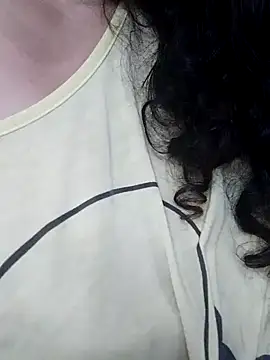 Snapshot of Doll_Nepali chatting on 12-28-24, 04:08 Doll Nepali online show from 12-28-24, 04:08