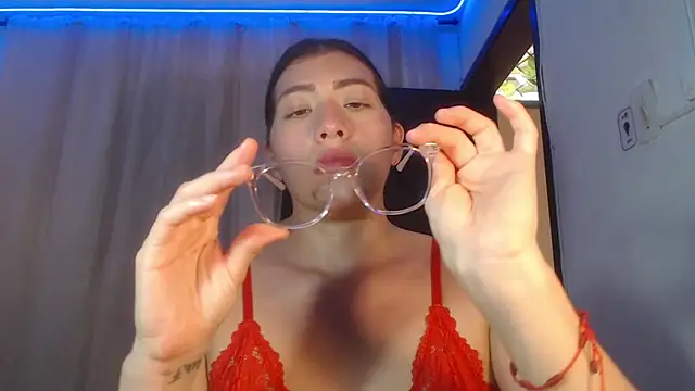 DaMikaela  online show from 02-21-25, 06:48