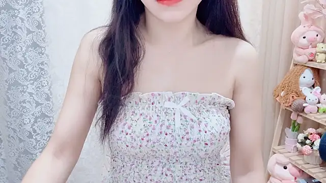 Snapshot of Rellababyy chatting on 10-18-25, 01:23 Rellababyy online show from 10-18-25, 01:23