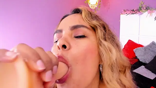 MarieKoster online show from 01-30-25, 04:13