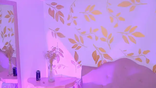 Snapshot of Misselektra__ chatting on 10-08-25, 04:32 Misselektra online show from 10-08-25, 04:32