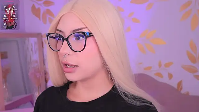 Snapshot of Misselektra__ chatting on 11-20-25, 04:34 Misselektra online show from 11-20-25, 04:34