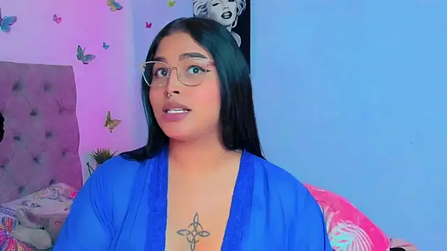 Snapshot of mabellfox chatting on 12-12-24, 09:26 mabellfox online show from 12-12-24, 09:26