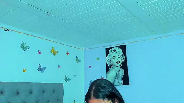 Snapshot of mabellfox chatting on 01-03-25, 05:53 mabellfox online show from 01-03-25, 05:53