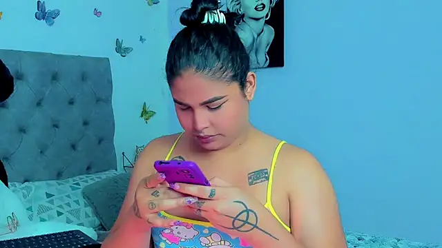 Snapshot of mabellfox chatting on 01-30-25, 07:37 mabellfox online show from 01-30-25, 07:37