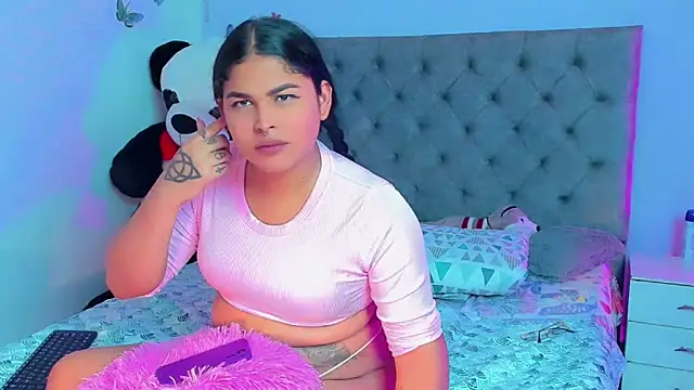 Snapshot of mabellfox chatting on 02-19-25, 11:04 mabellfox online show from 02-19-25, 11:04