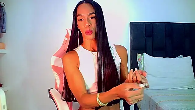 Snapshot of carmen14 chatting on 06-27-26, 03:55 carmen14 online show from 06-27-26, 03:55