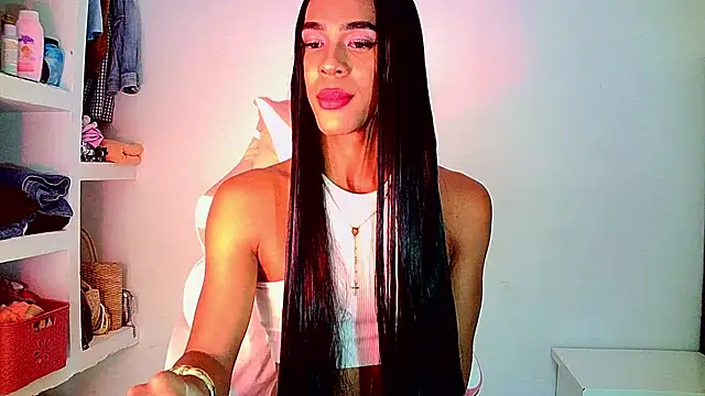 Snapshot of carmen14 chatting on 07-15-26, 06:18 carmen14 online show from 07-15-26, 06:18
