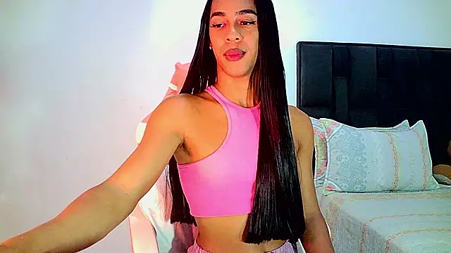 Snapshot of carmen14 chatting on 07-29-26, 11:30 carmen14 online show from 07-29-26, 11:30