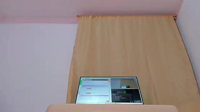 Snapshot of soyamandaa_ chatting on 12-08-24, 12:18 soyamandaa online show from 12-08-24, 12:18