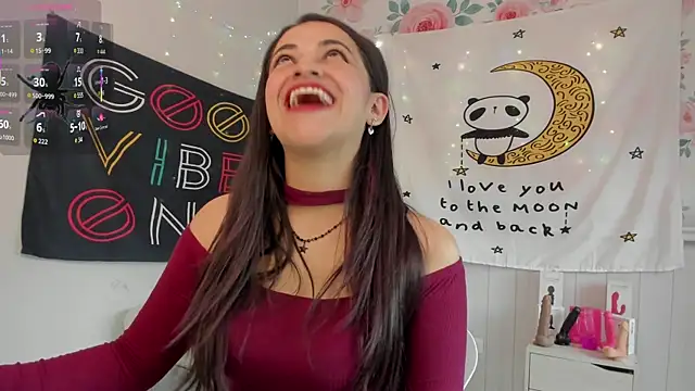 LovelyAzucena online show from 10-29-25, 02:52