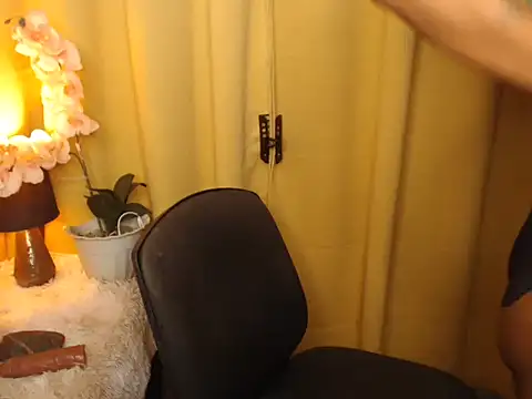 Victoria Saint online show from 02-20-25, 12:15