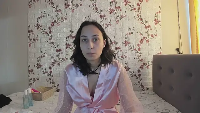 Snapshot of Alisagold90 chatting on 02-07-25, 12:39 Alisagold90 online show from 02-07-25, 12:39
