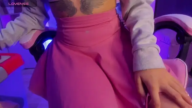 TiffanyBela online show from 01-31-25, 01:22