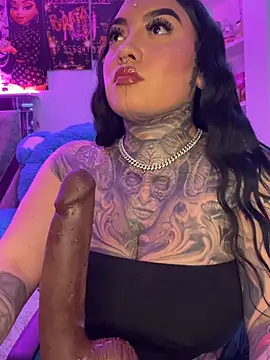 CloeeBeckam online show from 03-18-26, 08:34