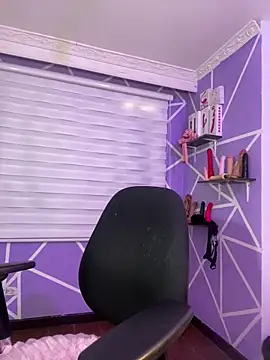 MiiaaJoness online show from 02-05-26, 05:17