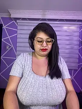 MiiaaJoness online show from 03-20-26, 04:12