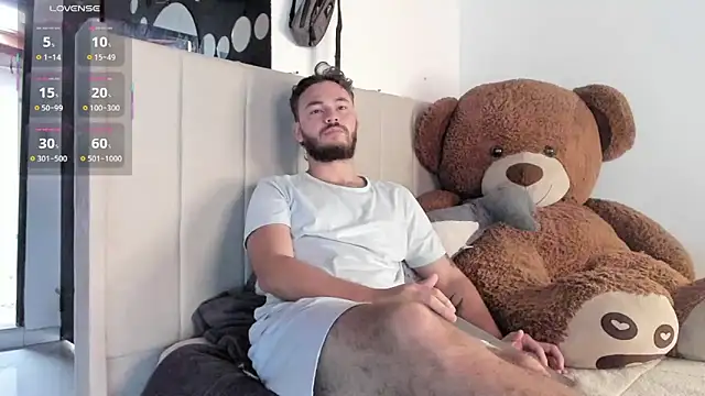 Snapshot of JacoLive chatting on 02-05-26, 04:33 JacoLive online show from 02-05-26, 04:33