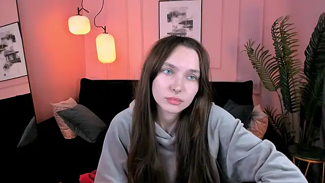 ChloeSunny online show from 05-31-26, 06:09