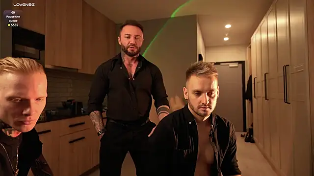 enjoy me online show from 10-18-25, 03:46