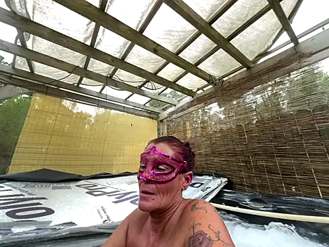 Snapshot of prainxxx22 chatting on 10-19-25, 06:19 prainxxx22 online show from 10-19-25, 06:19