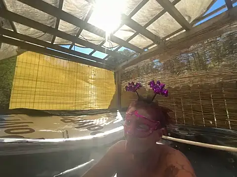 Snapshot of prainxxx22 chatting on 10-20-25, 06:19 prainxxx22 online show from 10-20-25, 06:19