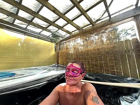 Snapshot of prainxxx22 chatting on 11-09-25, 07:23 prainxxx22 online show from 11-09-25, 07:23