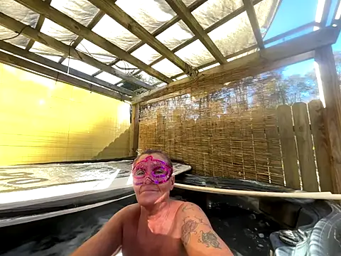 Snapshot of prainxxx22 chatting on 11-17-25, 07:08 prainxxx22 online show from 11-17-25, 07:08