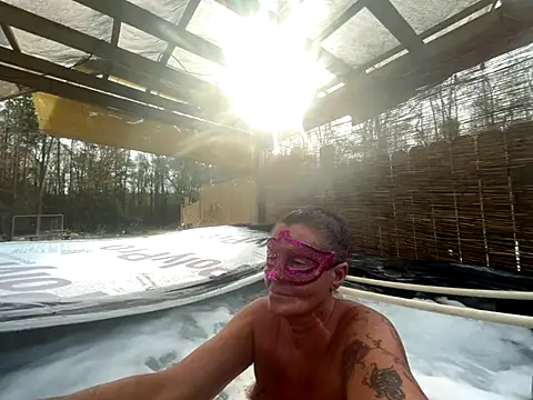 Snapshot of prainxxx22 chatting on 11-25-25, 07:14 prainxxx22 online show from 11-25-25, 07:14