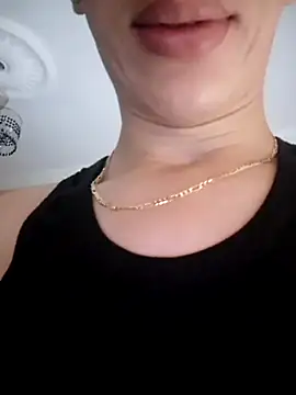 MiroKari2 online show from 10-08-25, 10:29