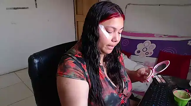 girl milk2 online show from 02-07-25, 12:06