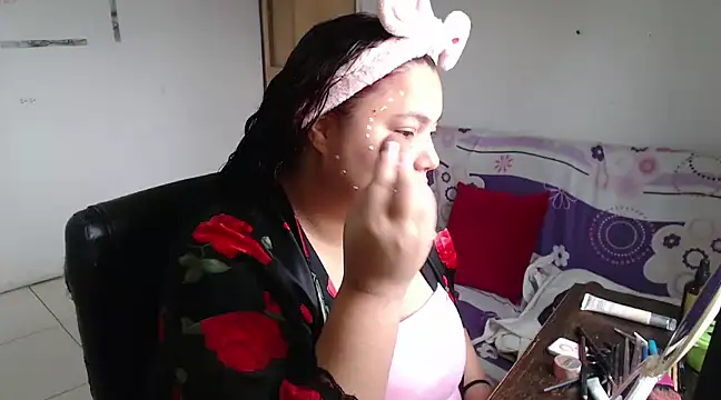 girl milk2 online show from 02-23-25, 12:59