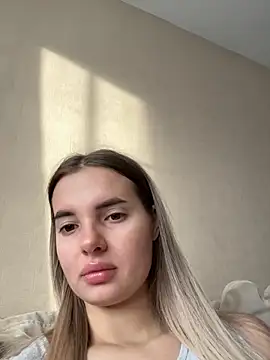 Snapshot of Donna_Evans chatting on 11-01-25, 03:08 Donna Evans online show from 11-01-25, 03:08