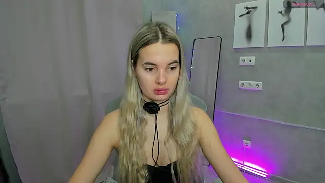 Donna Evans online show from 12-23-25, 12:08