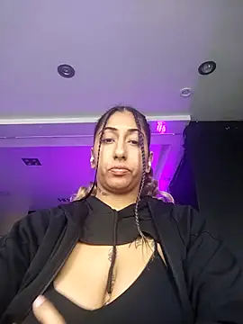 Snapshot of Hotasiansensation chatting on 11-12-25, 09:53 Hotasiansensation online show from 11-12-25, 09:53